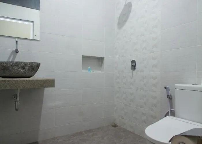 The Uma Pensión 3*